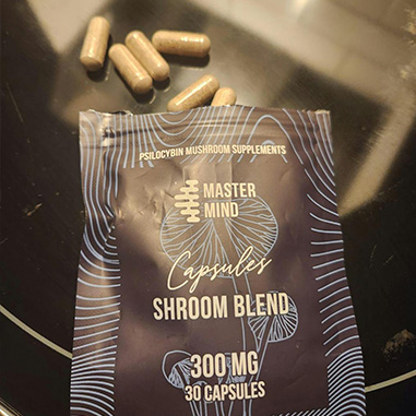 mastermind-shroom Blend shroom capsules